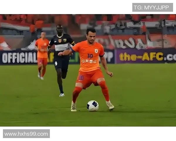 卡塔尔足球明星男模揭晓他在时尚界的精彩表现与运动生涯的完美结合