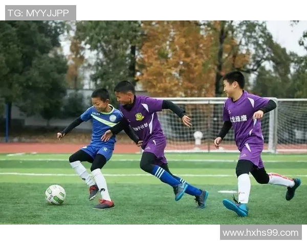 探索室外足球教室的魅力与乐趣培养孩子们的团队精神与运动技能 探索室外足球教室的魅力与乐趣培养孩子们的团队精神与运动技能