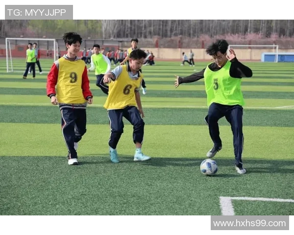 我与足球的青春岁月与梦想追逐之旅 我与足球的青春岁月与梦想追逐之旅